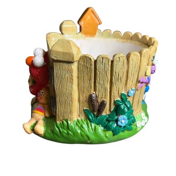 Gilwares 2005 Elmo Sesame Street Candle Base Holder - Fence Flowers Mailbox - Picture 2 of 7
